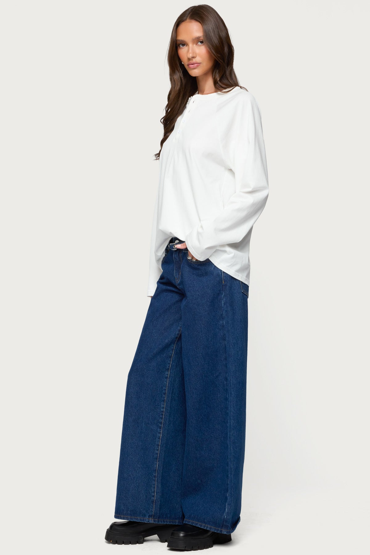 Cyrus Henley Oversized Top-Milans Time