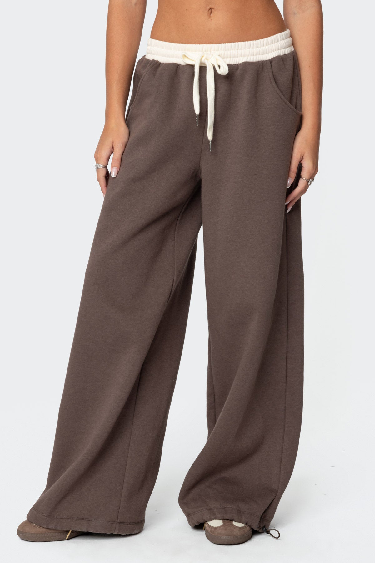 Mikki Wide Leg Sweatpants-Milans Time