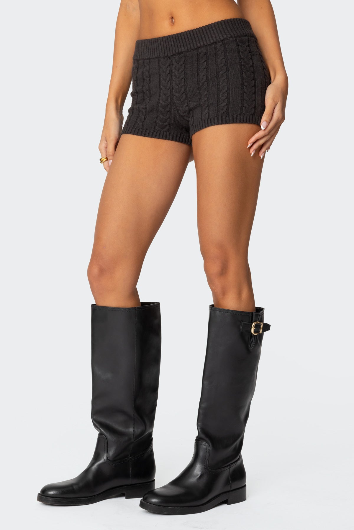 Avey Cable Knit Shorts-Milans Time