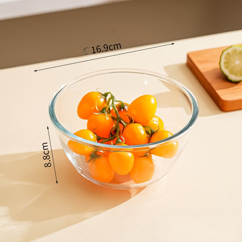 Transparente Glasschüssel für Salat