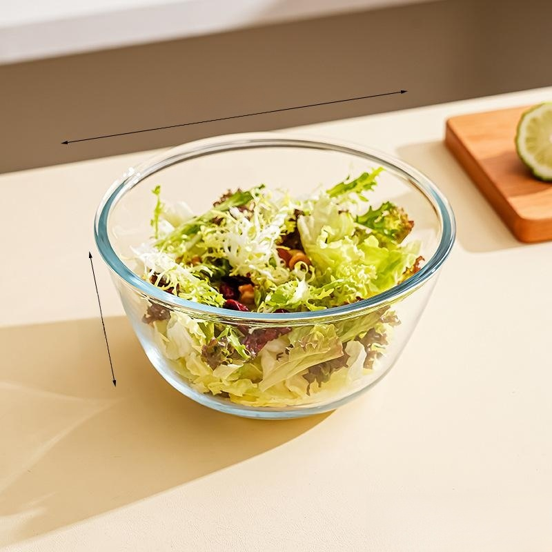 Transparente Glasschüssel für Salat