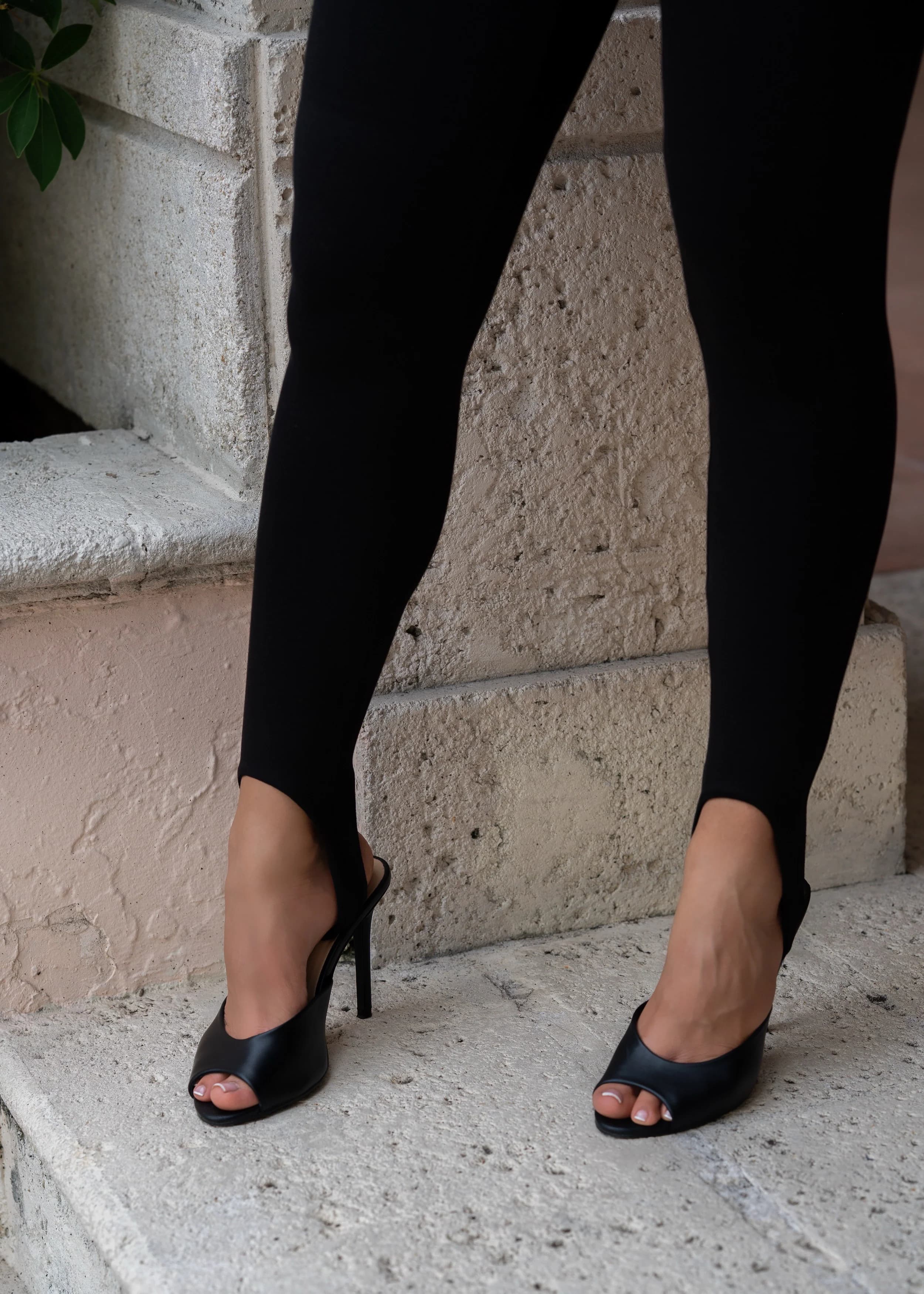 Black Halter Backless Stirrup Bodycon Jumpsui