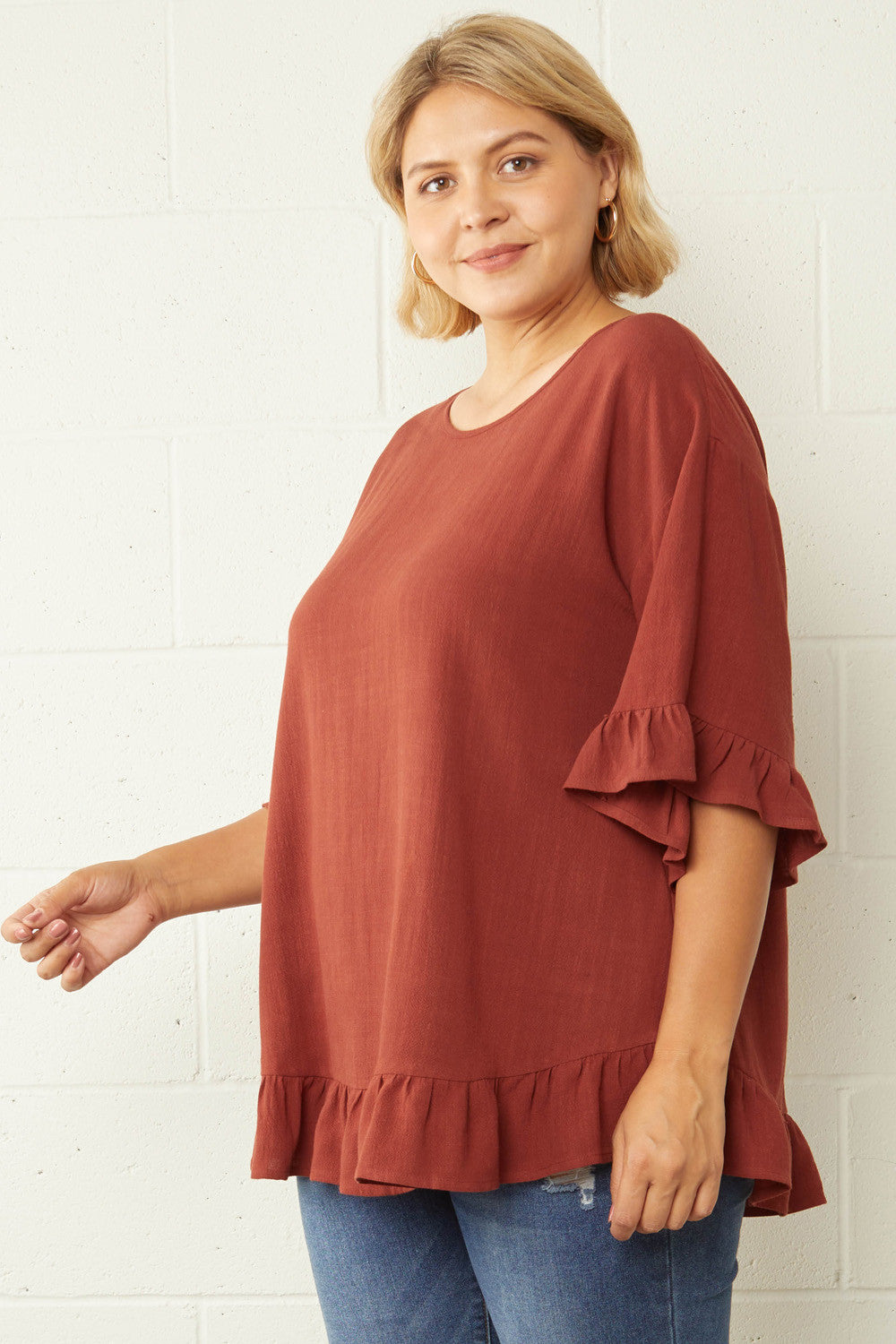Tatiana Solid Scoop Neck Top Curvy (Cinnamon)