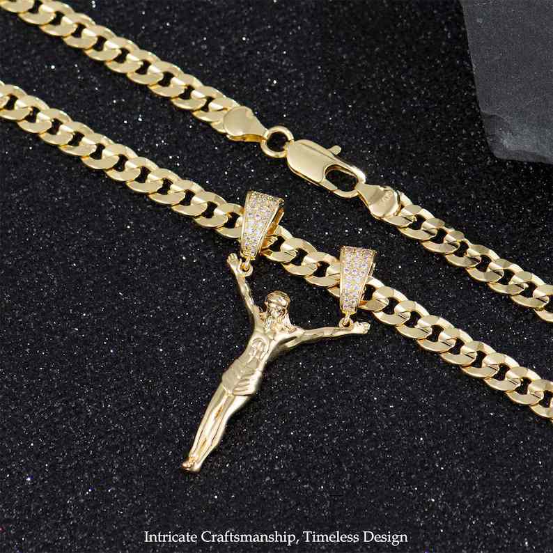 Detailed Yellow Gold Jesus Christ Pendant Men's Necklace