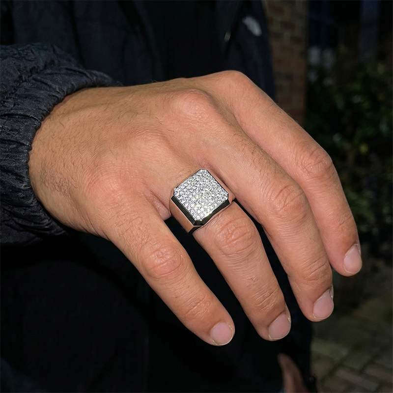 Men's Classic Diamond Ring Band