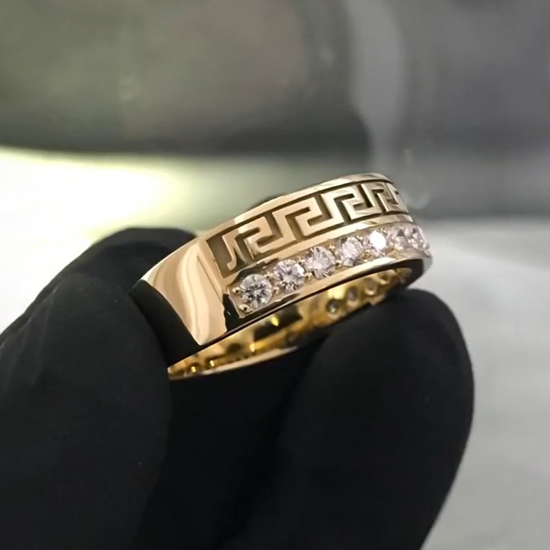 Meander Band Ring
