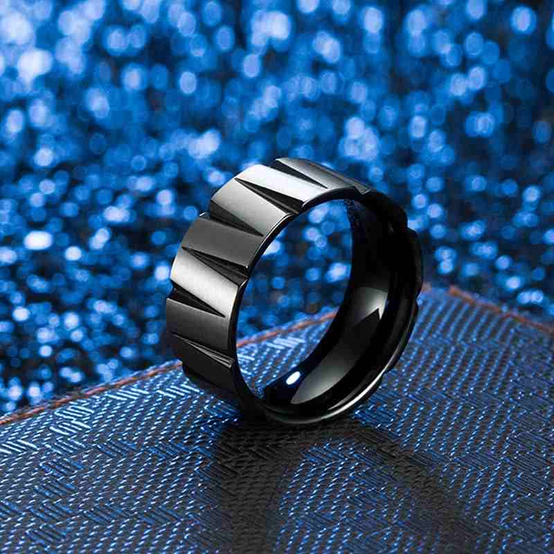 9mm Men's Cone Texture Band in Black Gold