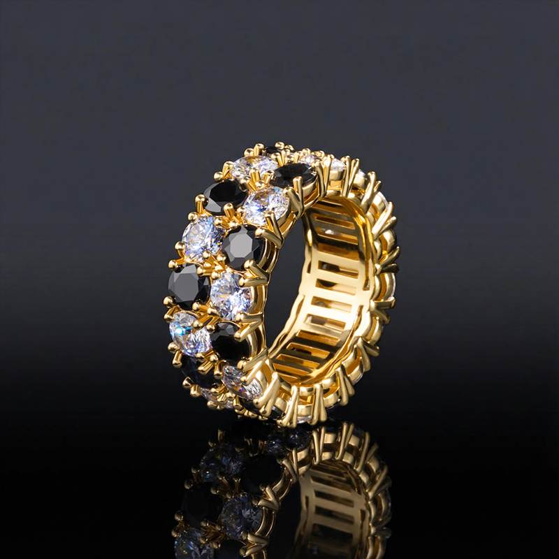 Band Ring in Gold