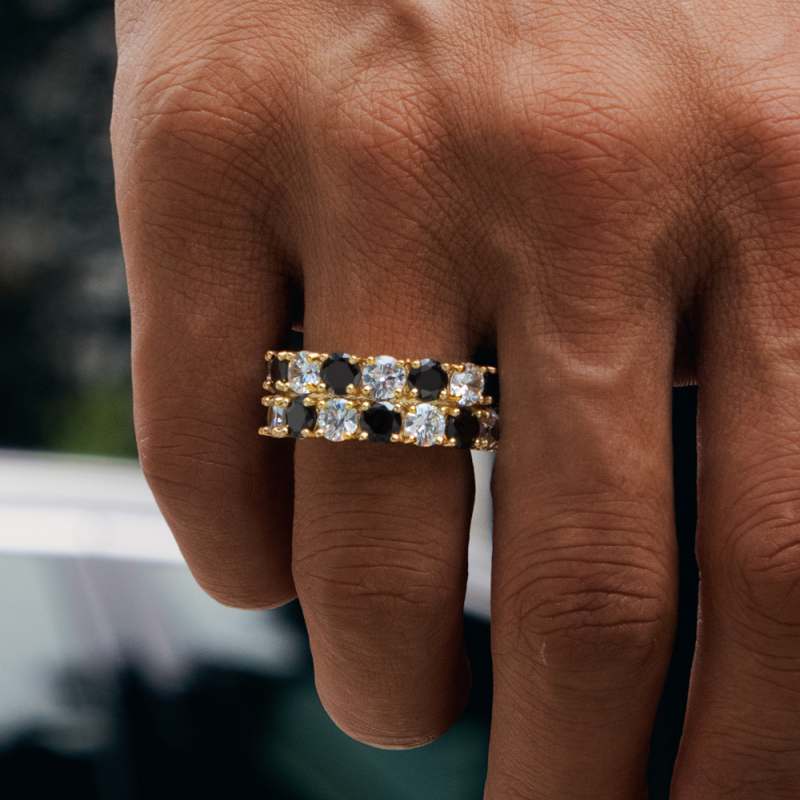 Band Ring in Gold