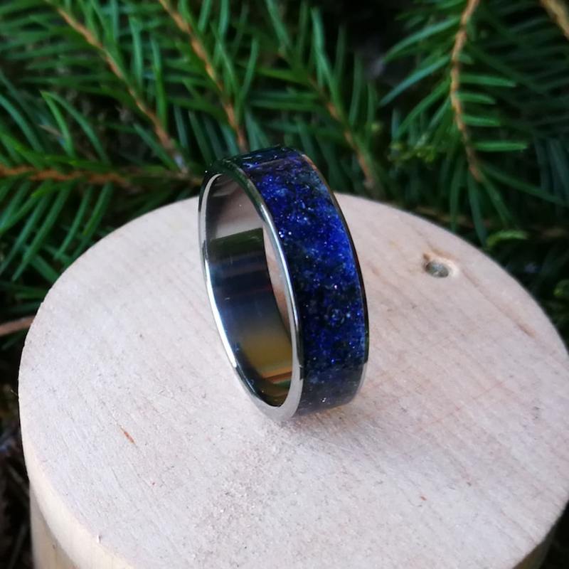 Titanium With Cairo Night Stone Men's Wedding Band 