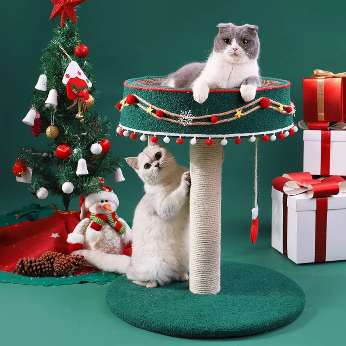 Creative All-in-one Multi-functional Cat Scratching Post