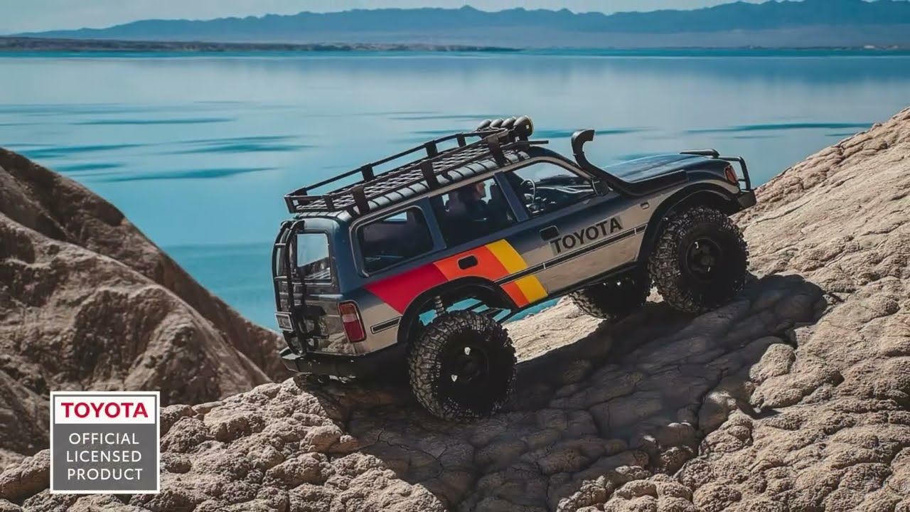 1:10 FCX10 LC80 Toyota Land Cruiser 80 RS | Gray RC Crawler – FMS