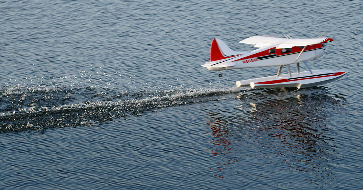 FMS 2000mm Beaver V2 Seaplane PNP taxiing on water with registration N56GM
