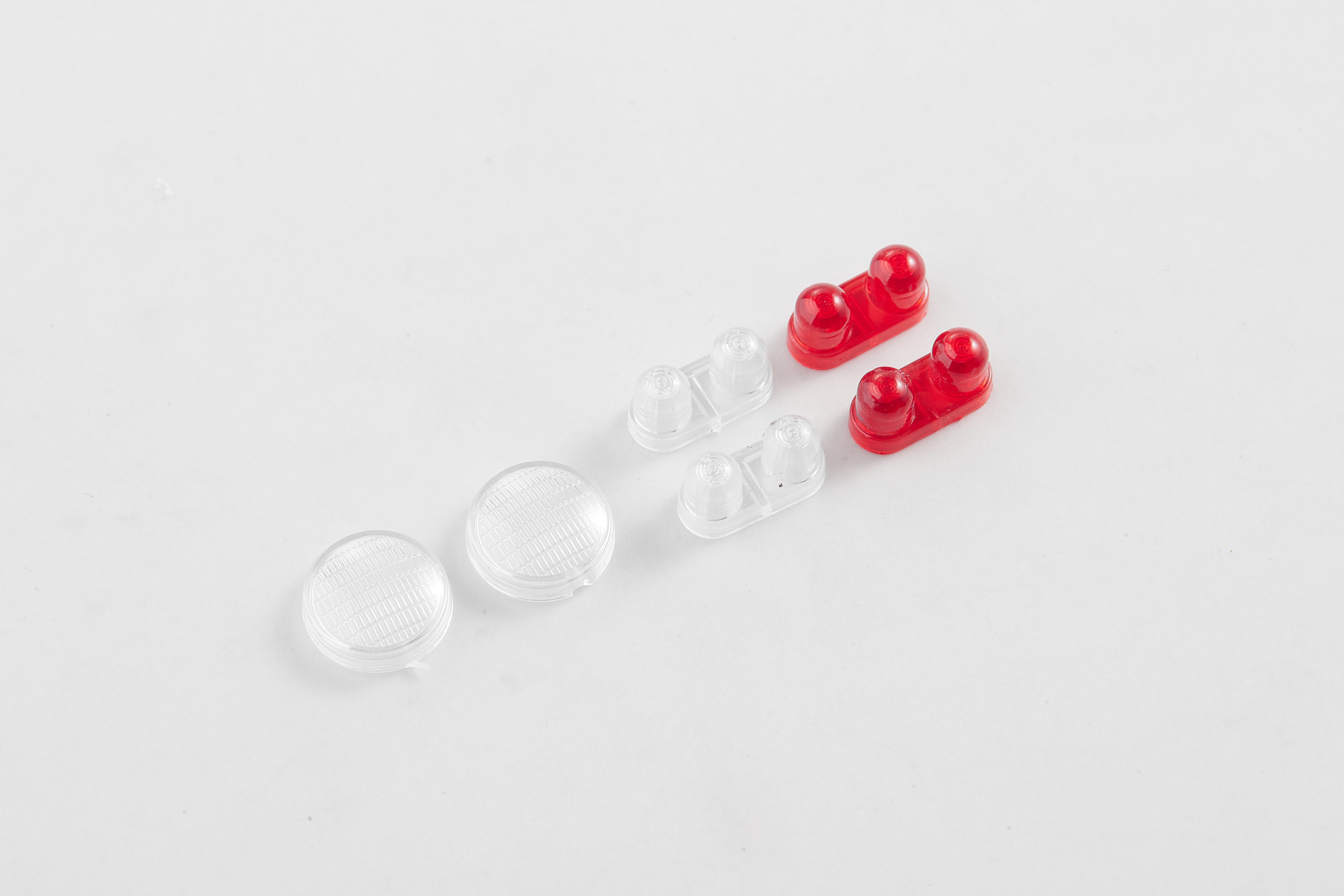 1:12 Land Rover lens set with clear and red components for RC models