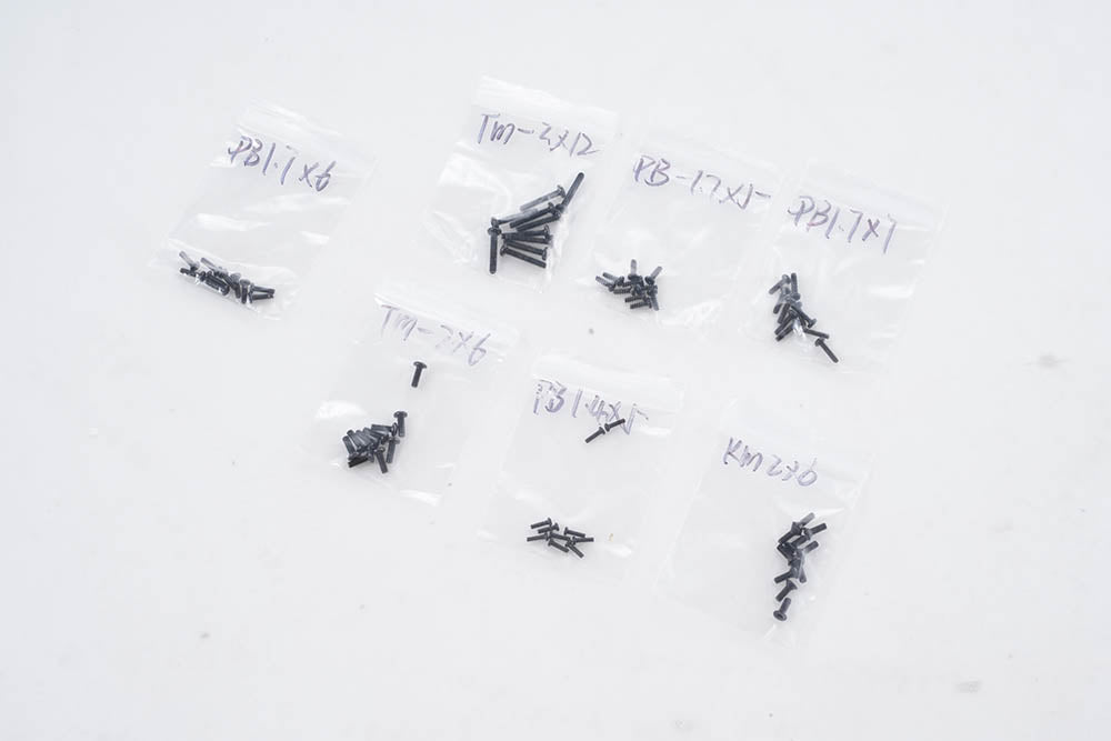 FCX18 Land Cruiser 80 Screws | Boost Durability – FMS Hobby