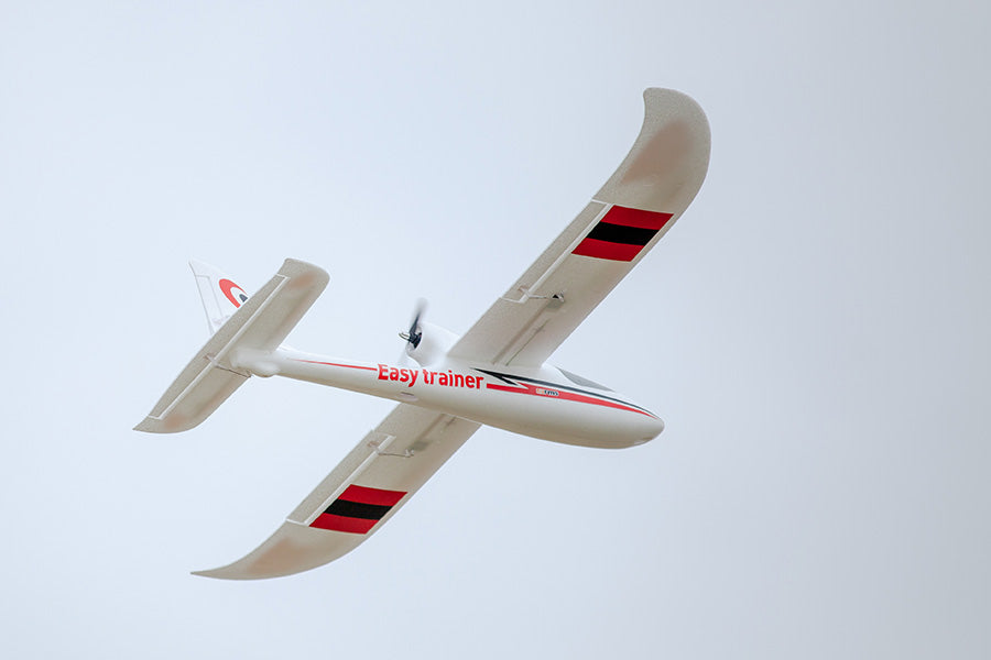 FMS 1280mm Easy Trainer RTF/PNP model airplane flying.