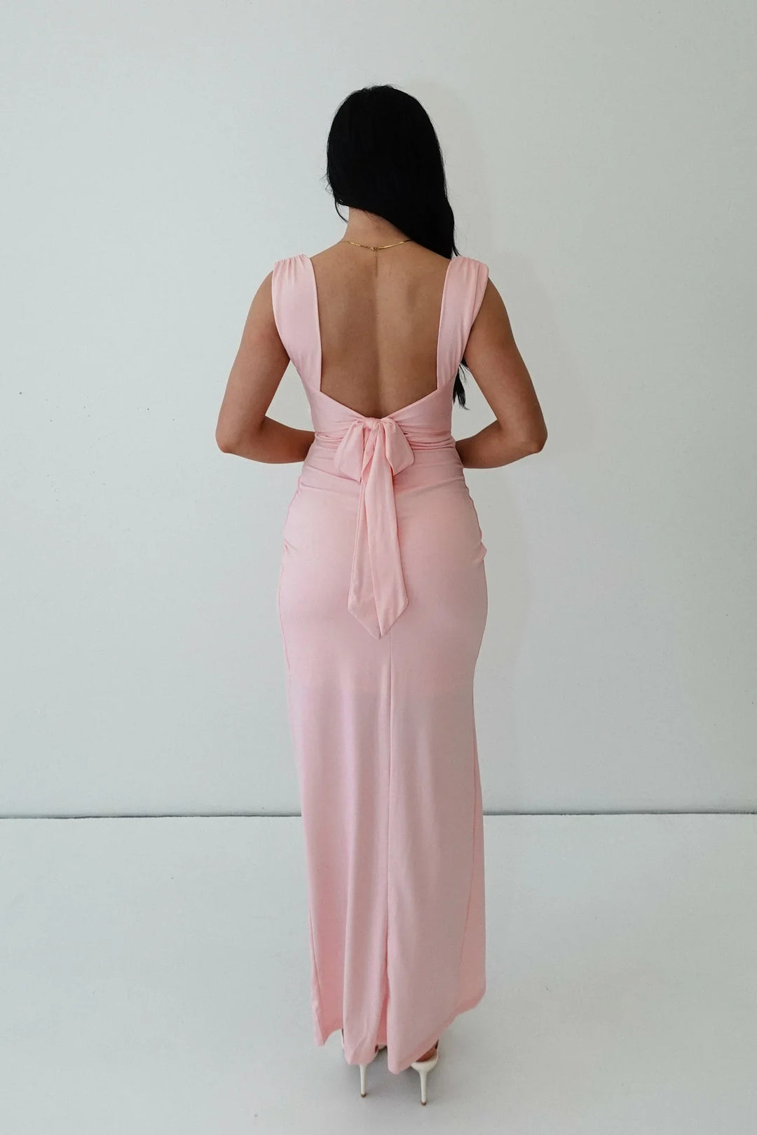 Rote enge Kleid mit Schlitz und Raffungen-Embercourt