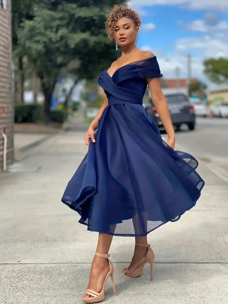 Stilvolles Trägerloses Abendkleid für festliche Anlässe im Herbst/Winter-Embercourt