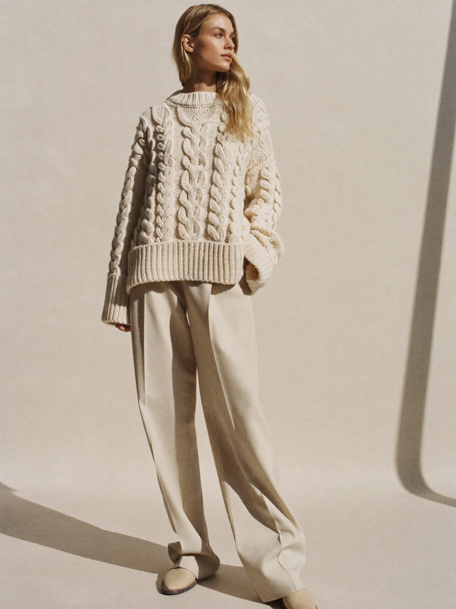 STRICK & PULLOVER