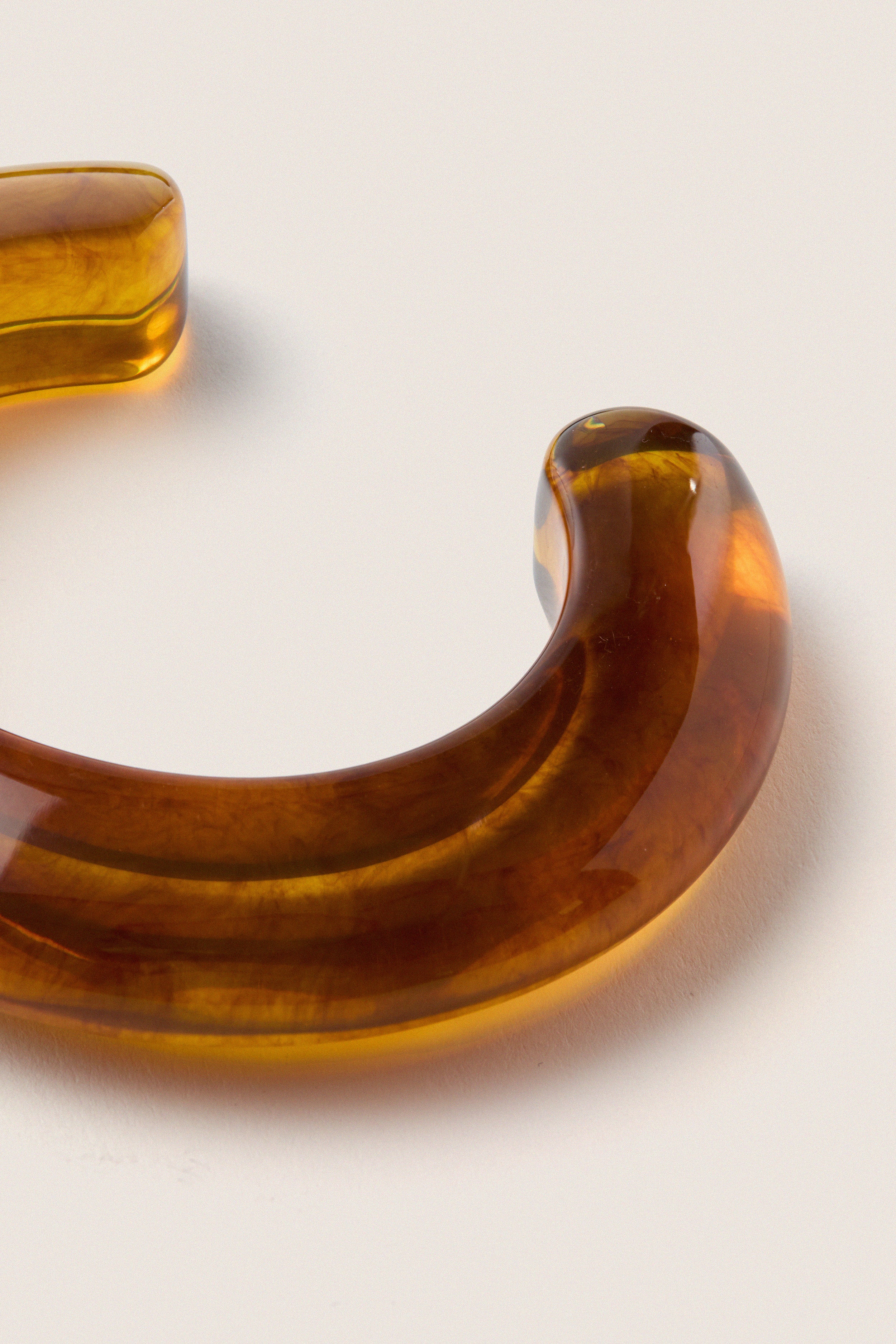 Tortoise Ridge Cuff-Get Girly