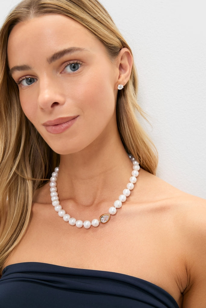 White Pearl Ceu Necklace-Get Girly