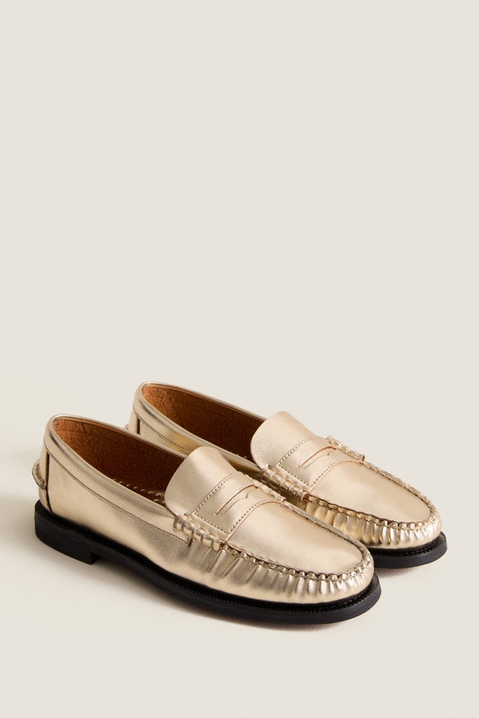 Gold Dan Met Loafers-Get Girly