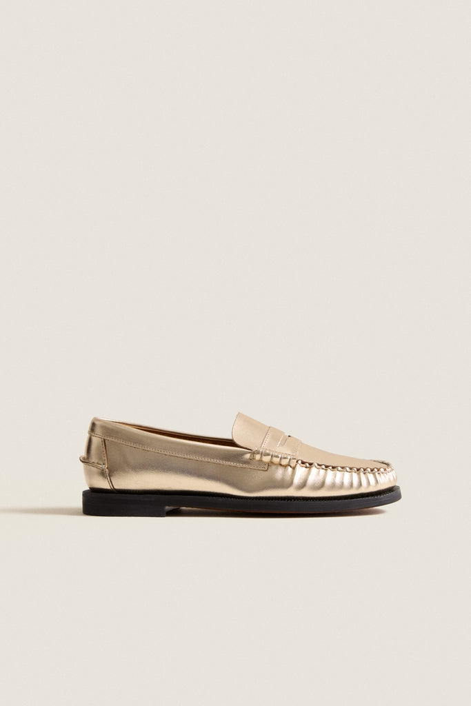 Gold Dan Met Loafers-Get Girly