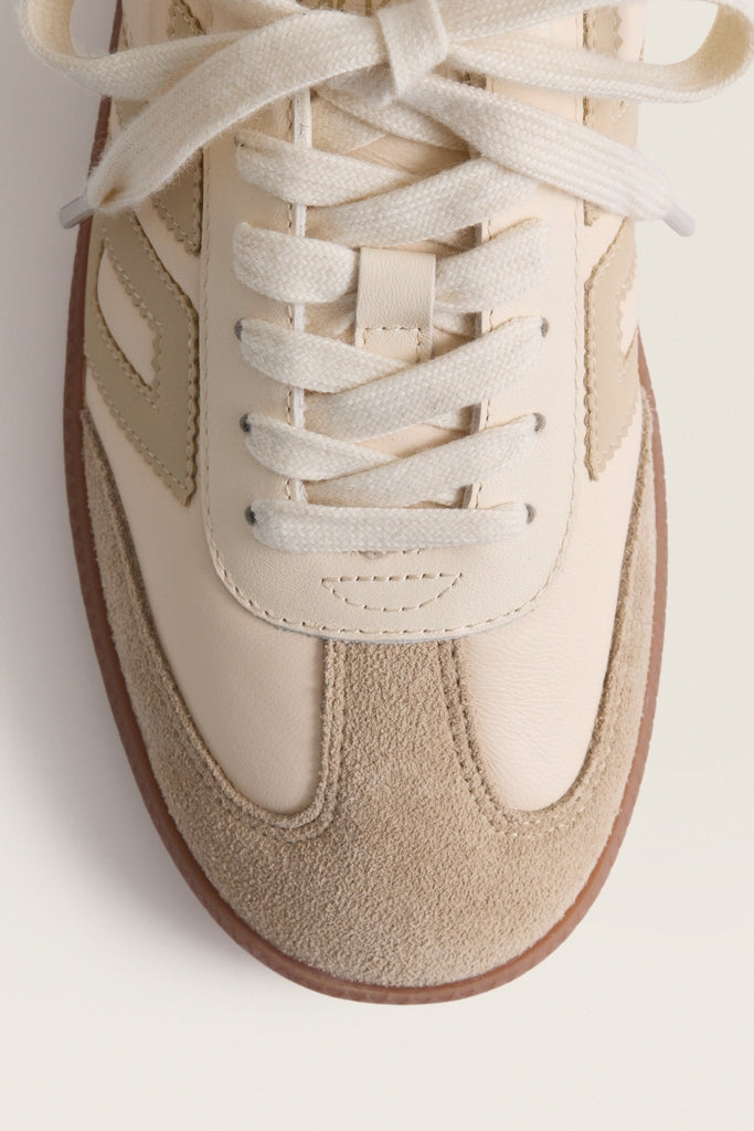 Butter Beige Cloud D26 Sneakers-Get Girly