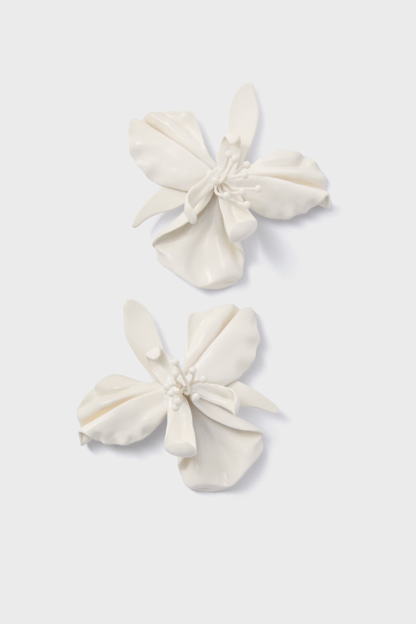 White Mila Earring-Get Girly