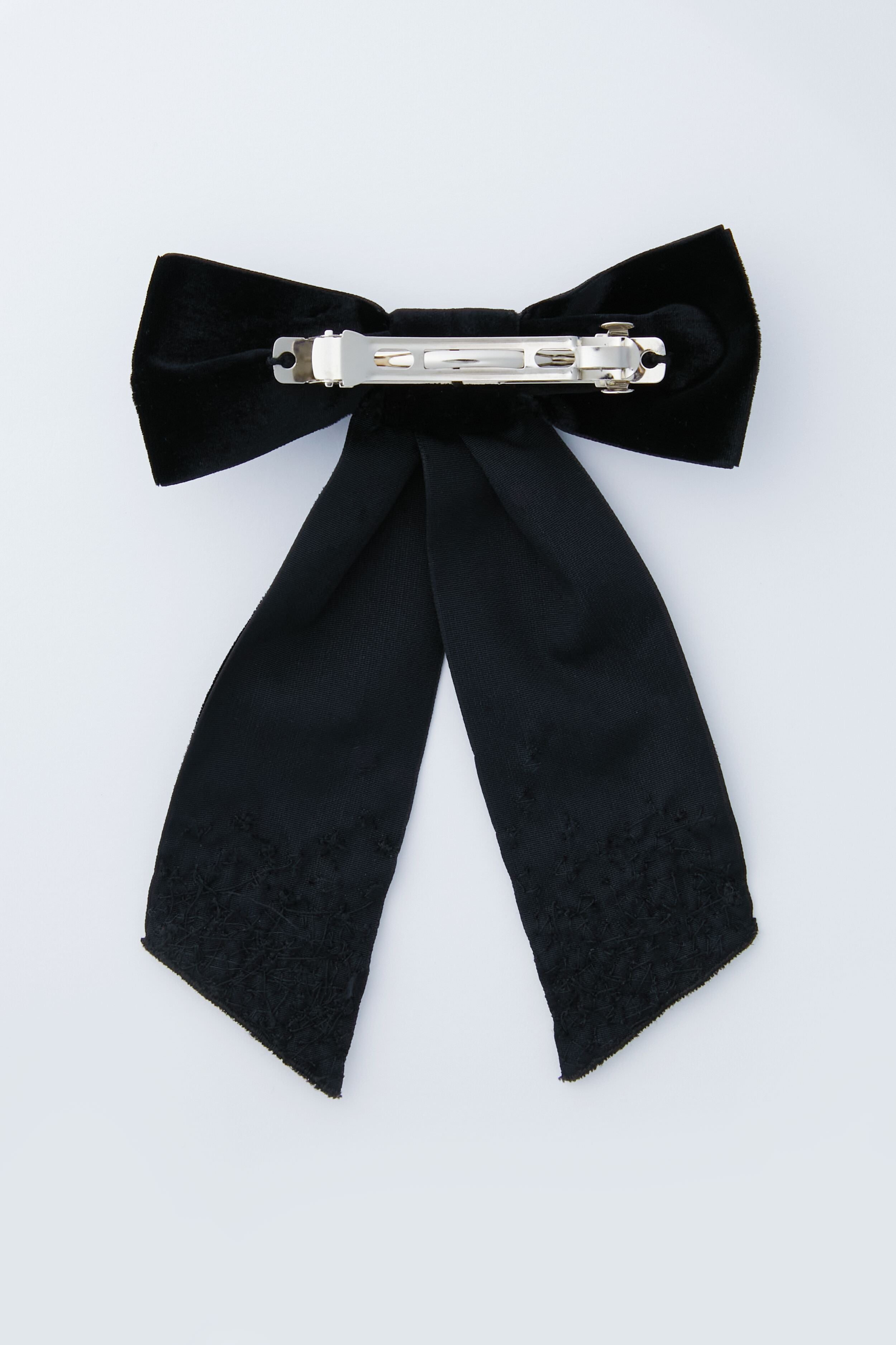 Black Matilee Velvet Bow-Get Girly