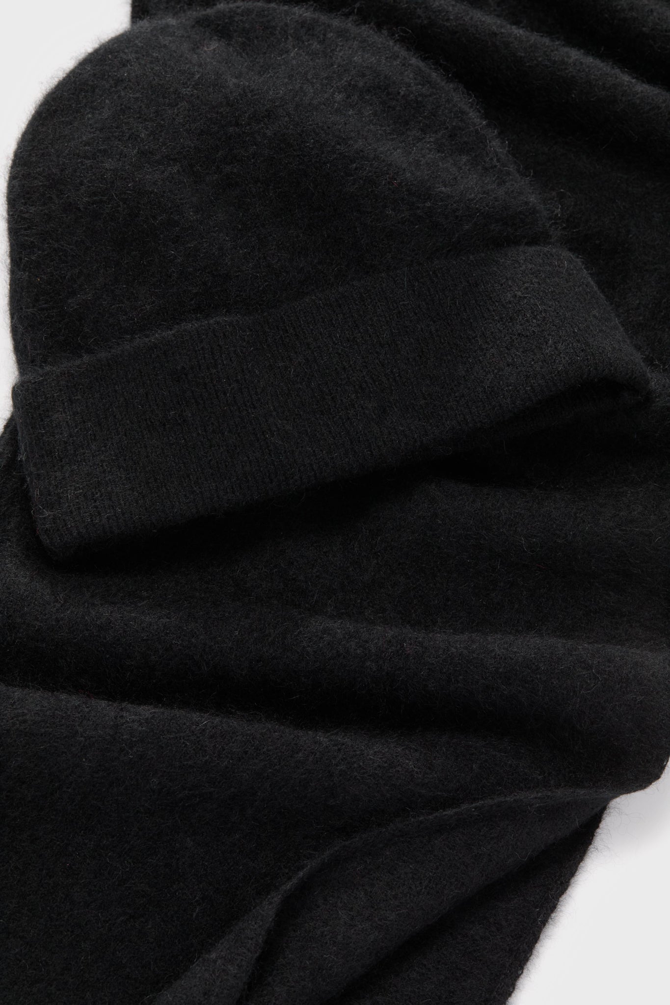 Black Cashmere Hat and Scarf Set-Get Girly