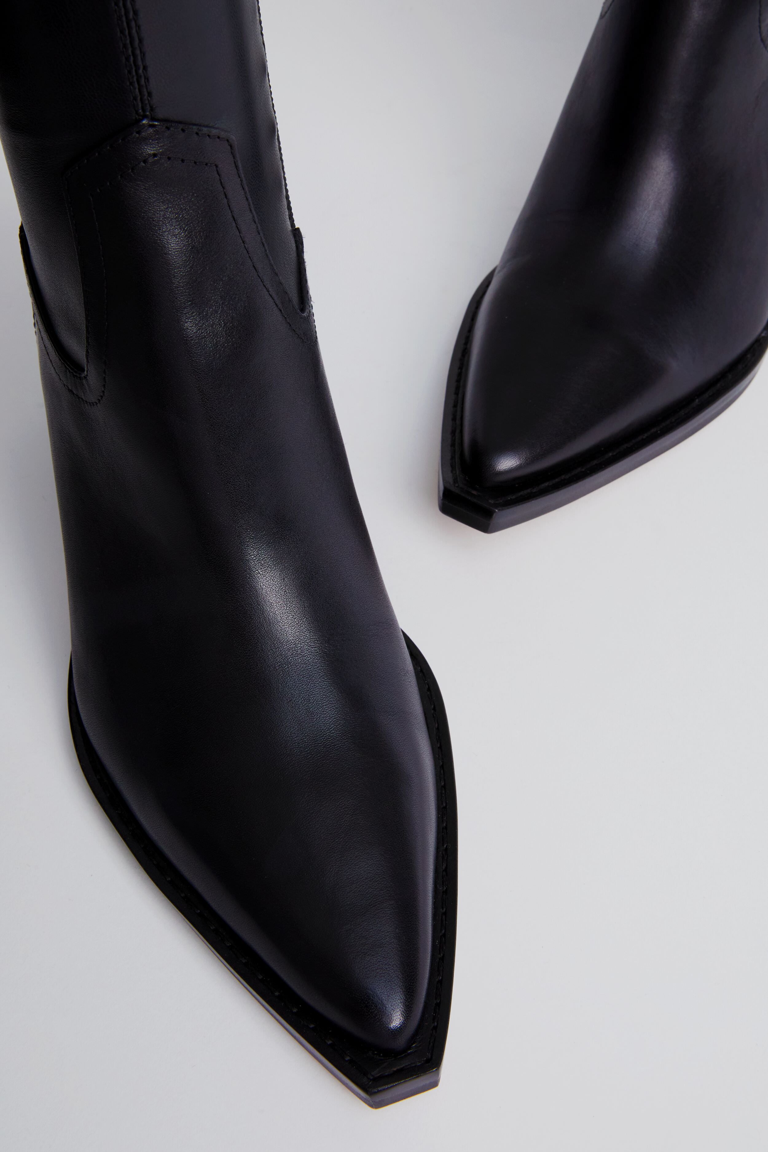 Black Rutger Booties-Get Girly