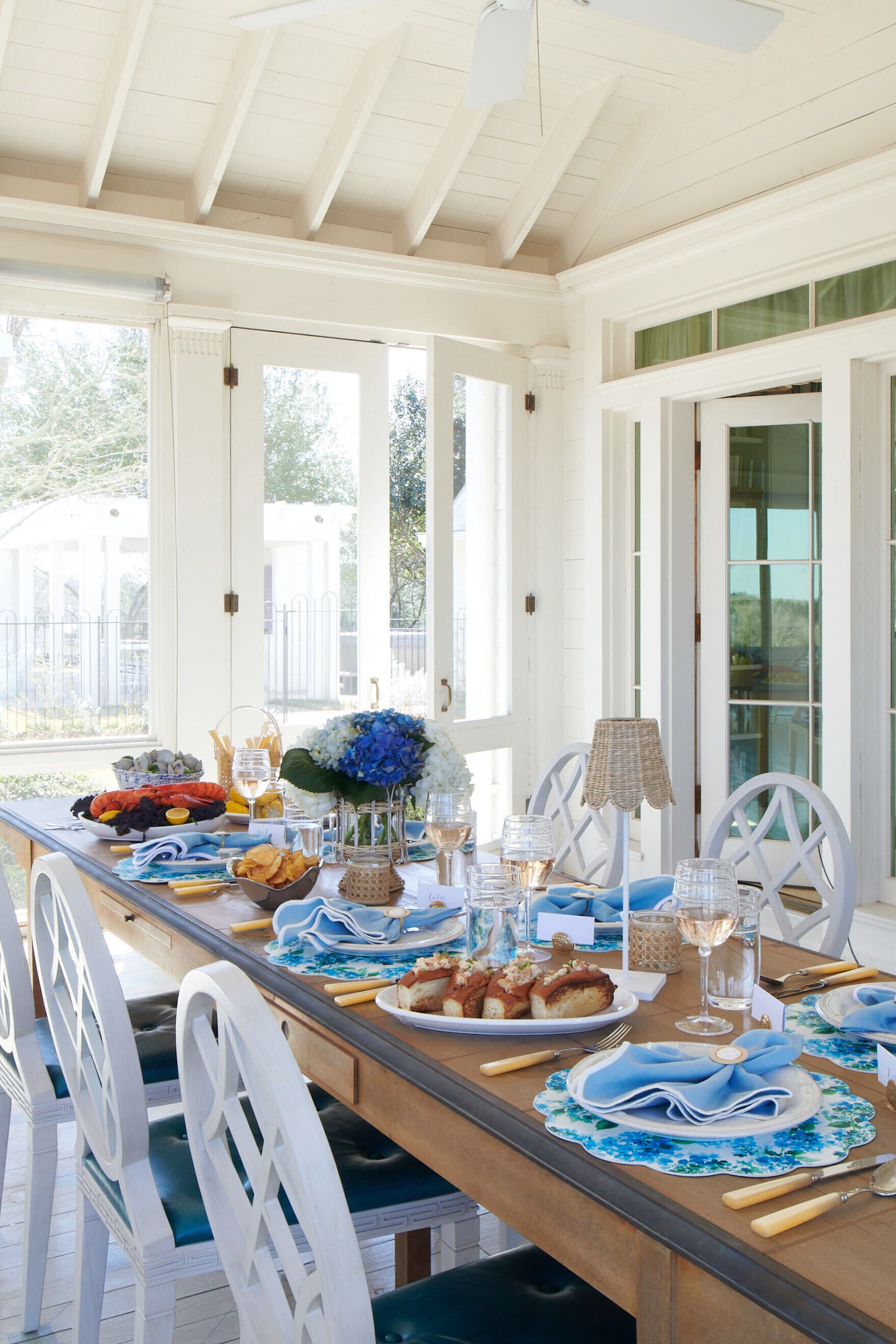 White Poldina Pro Table Lamp-Get Girly