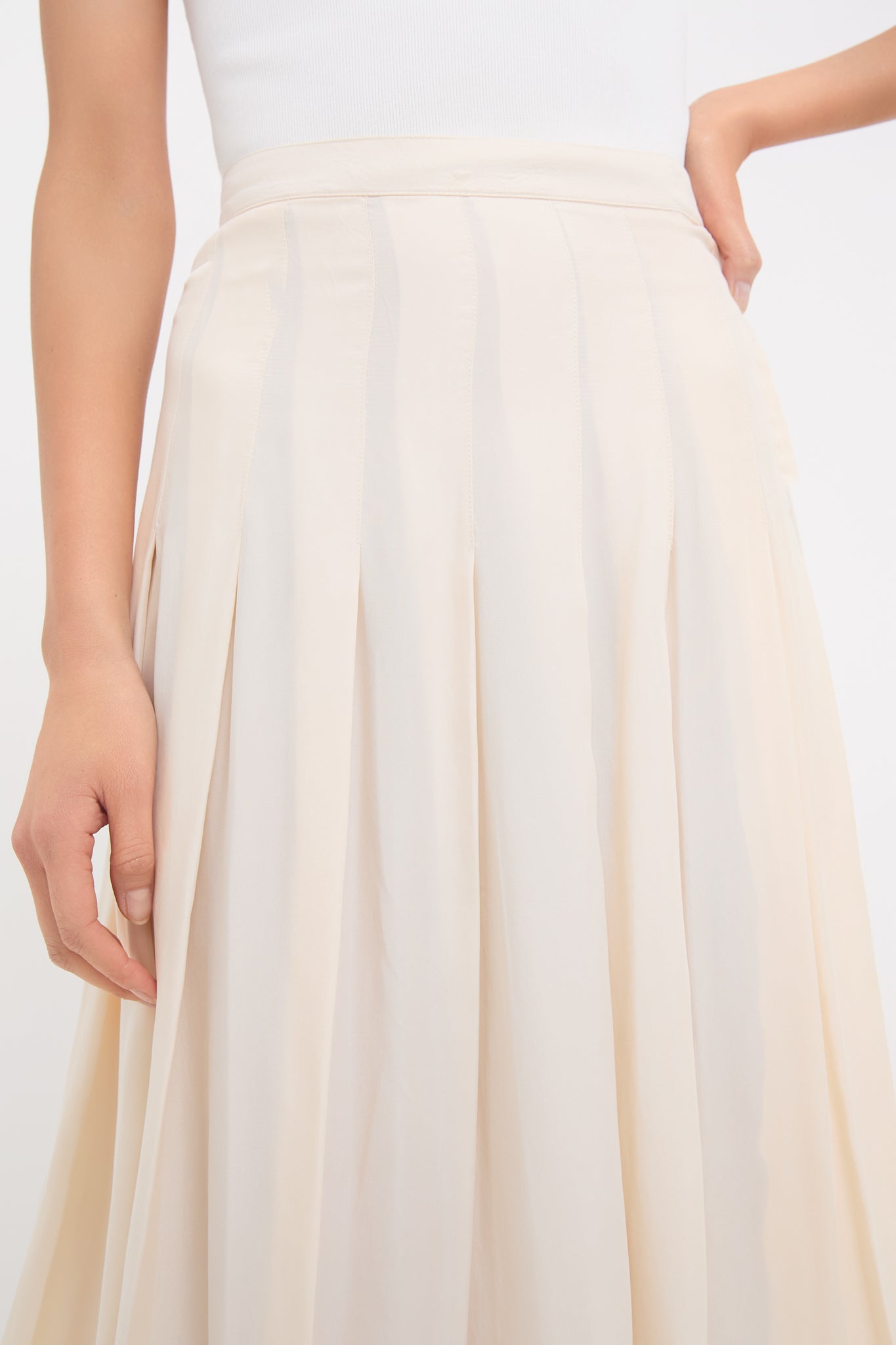 Arctic Wolf Atelier Pleated Maxi Skirt-Get Girly