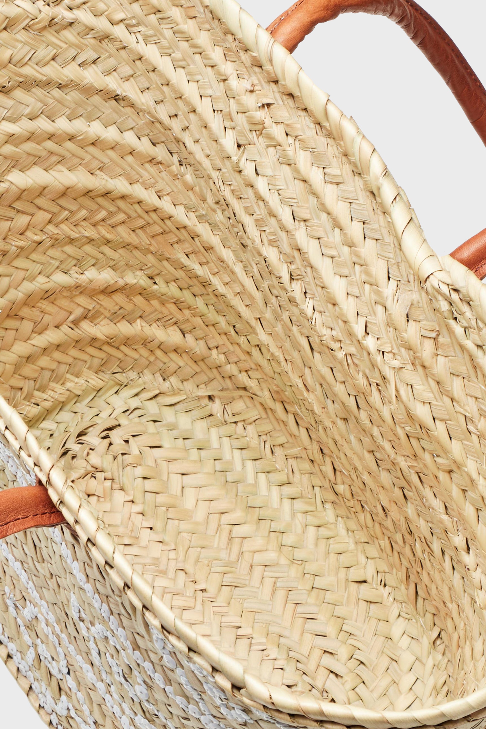 Alabaster Bar Harbour Basket-Get Girly