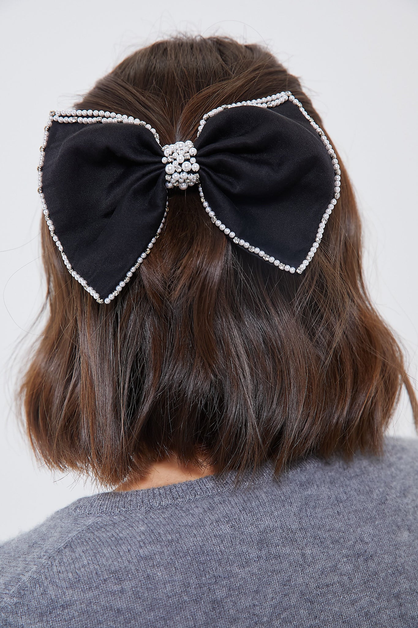 Black Sutton Bow-Get Girly
