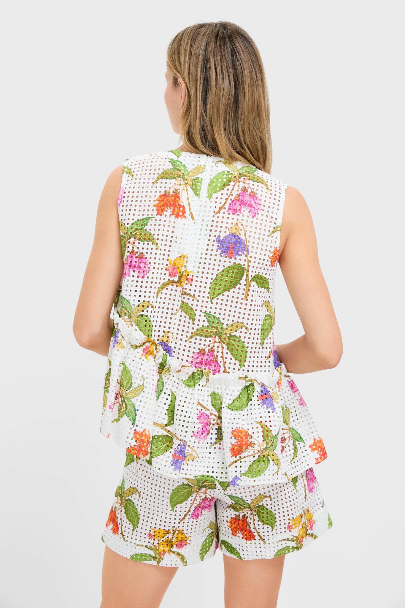 White Magnifica Alora Anglaise Top-Get Girly
