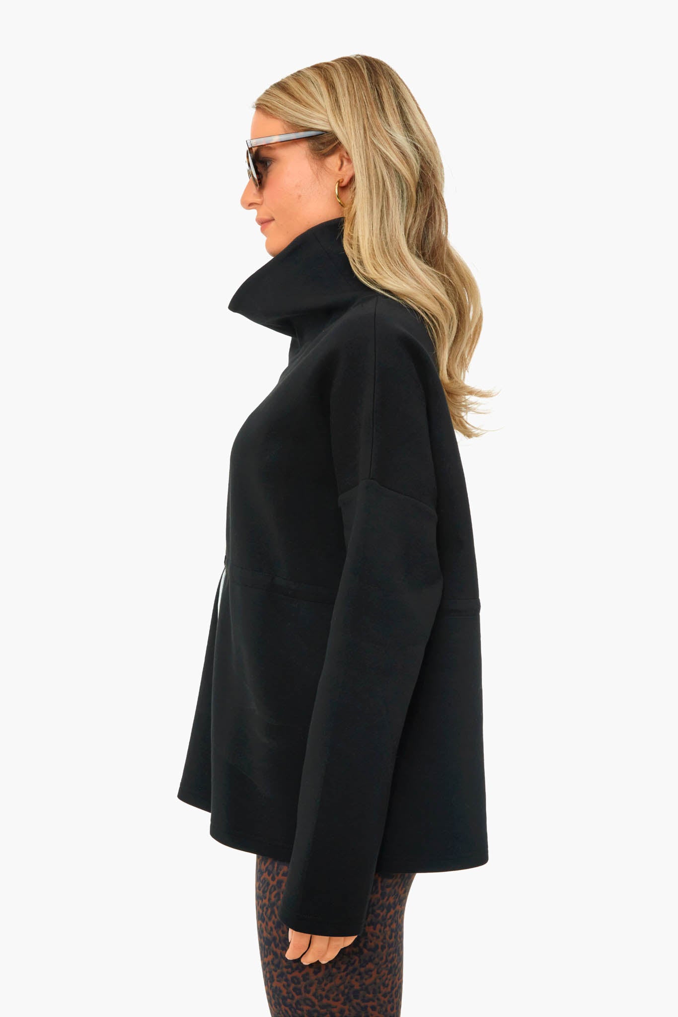 Black Barton Sweat-Get Girly