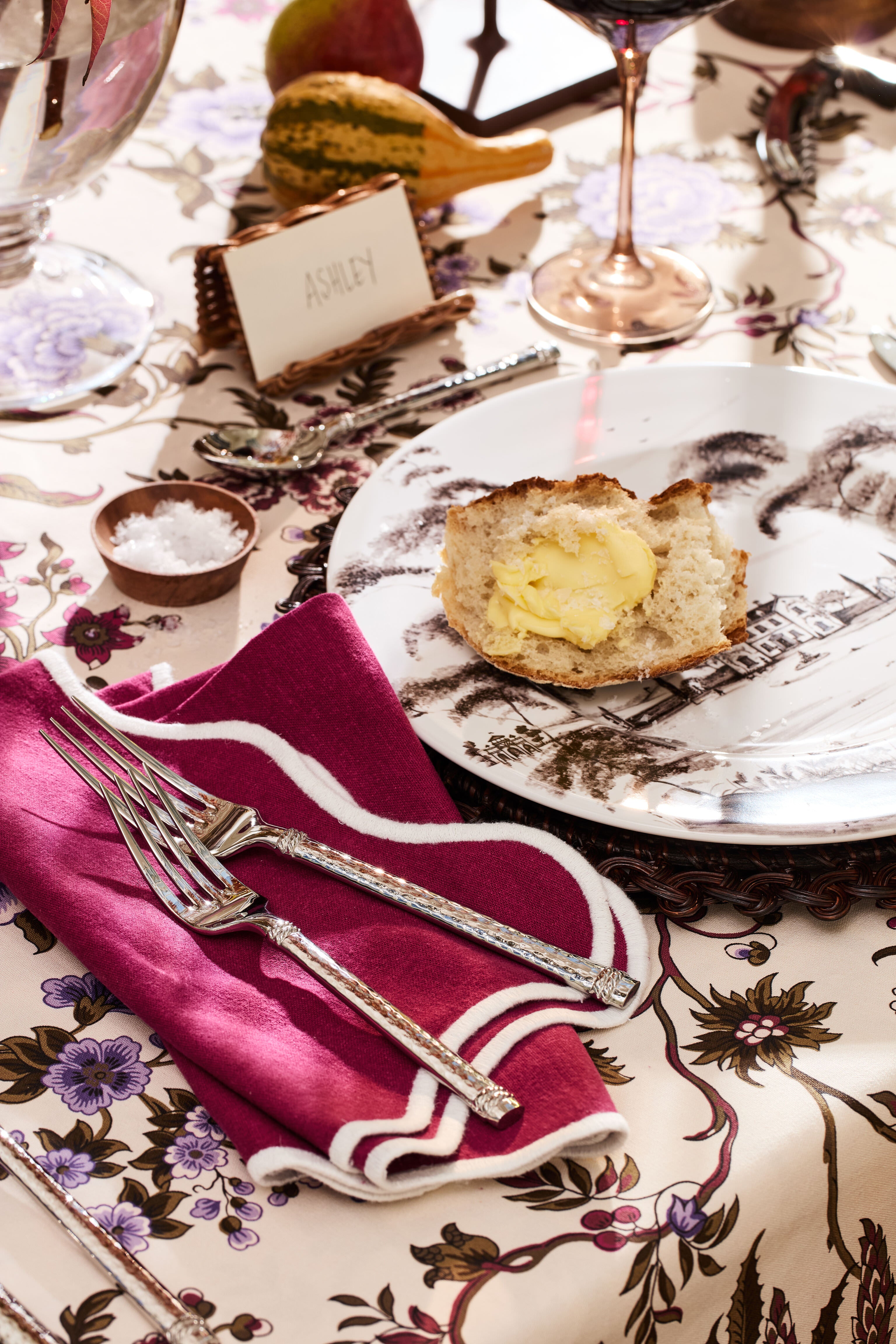 Country Estate Flint Dinner Plate Main House-Get Girly