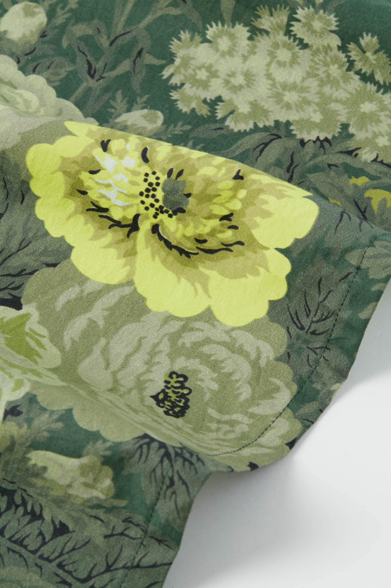Verdant Floral Printed Napkins Set of 4-Get Girly