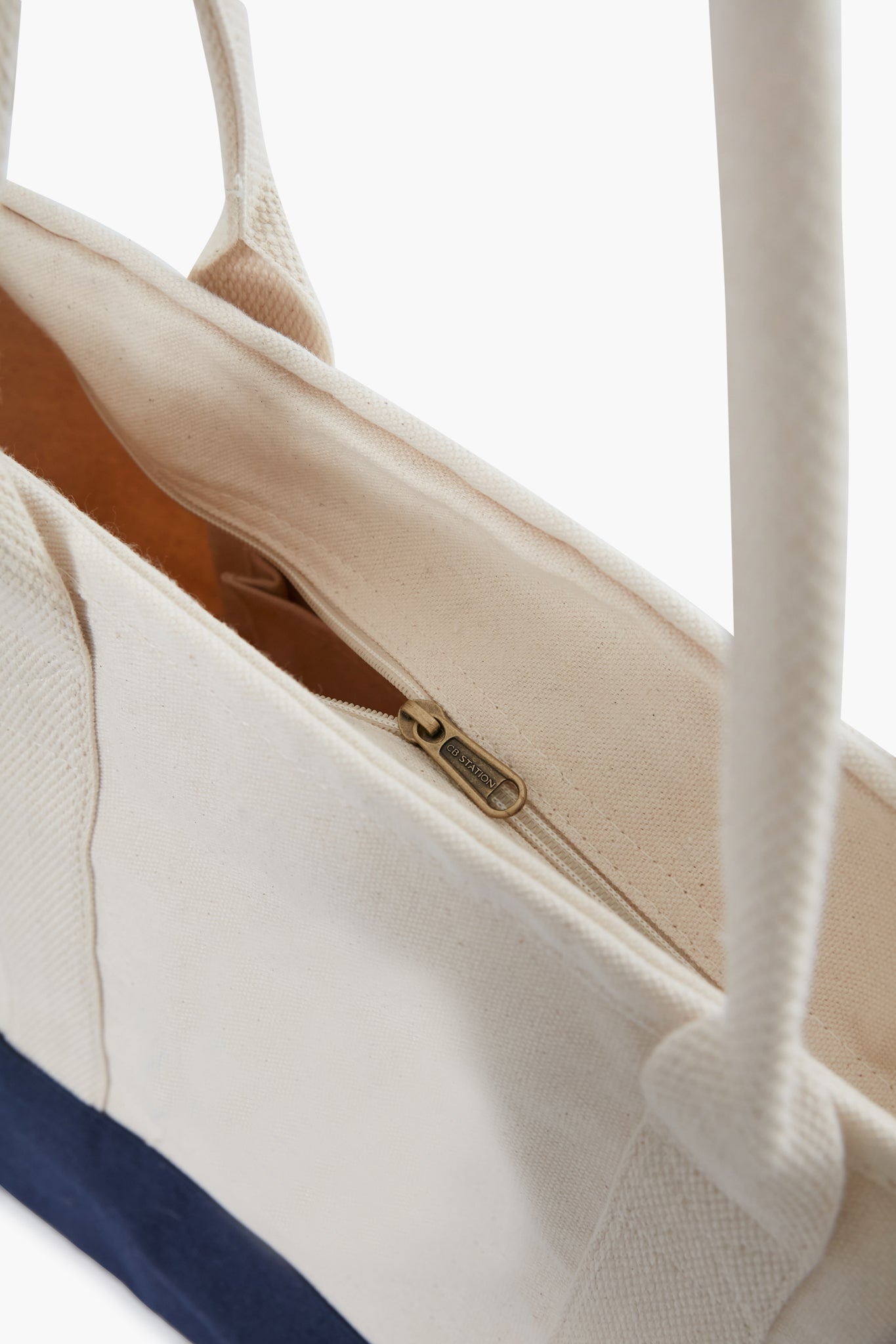 Colorblock Utility Tote-Get Girly