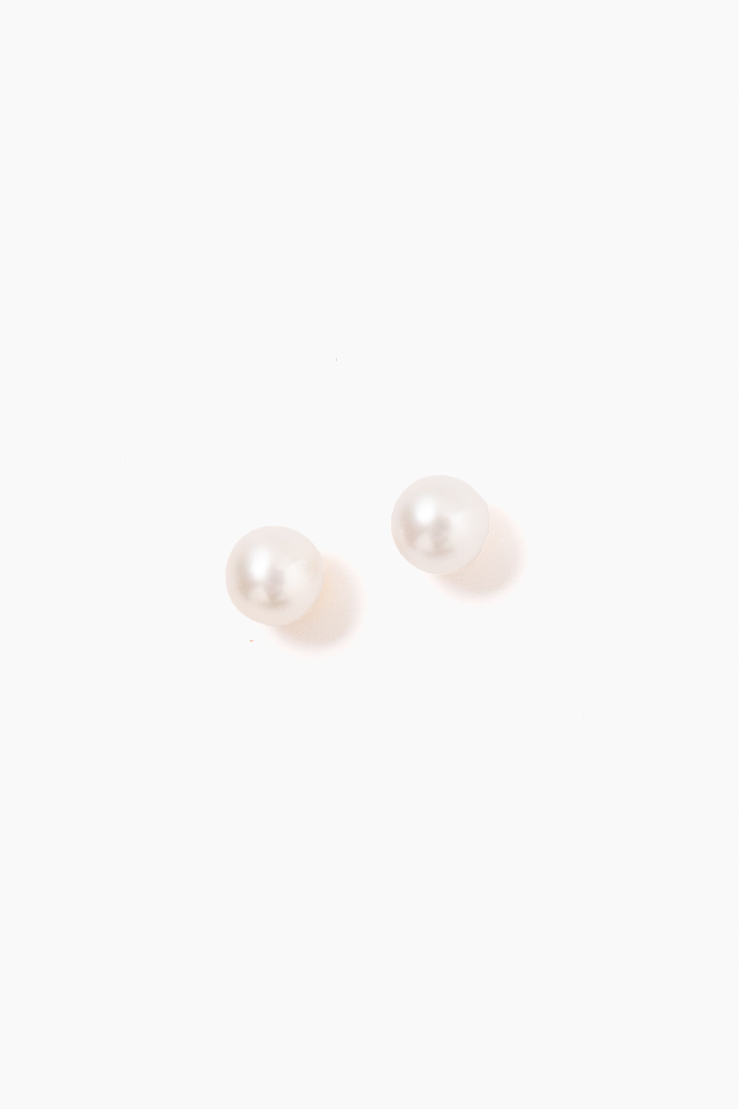 8MM Pearl Stud Earring-Get Girly