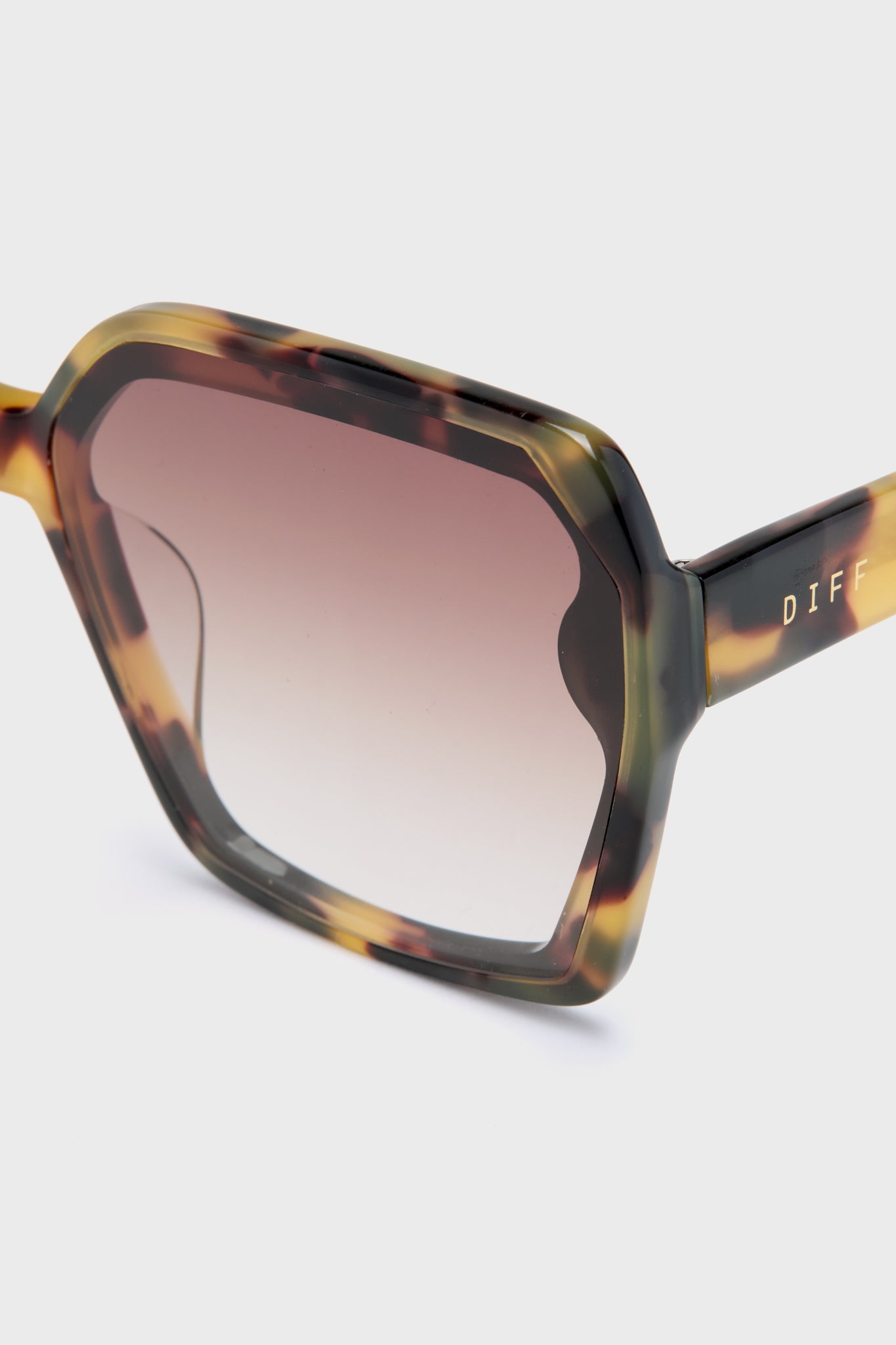 Tortoise Presley Sunglasses-Get Girly