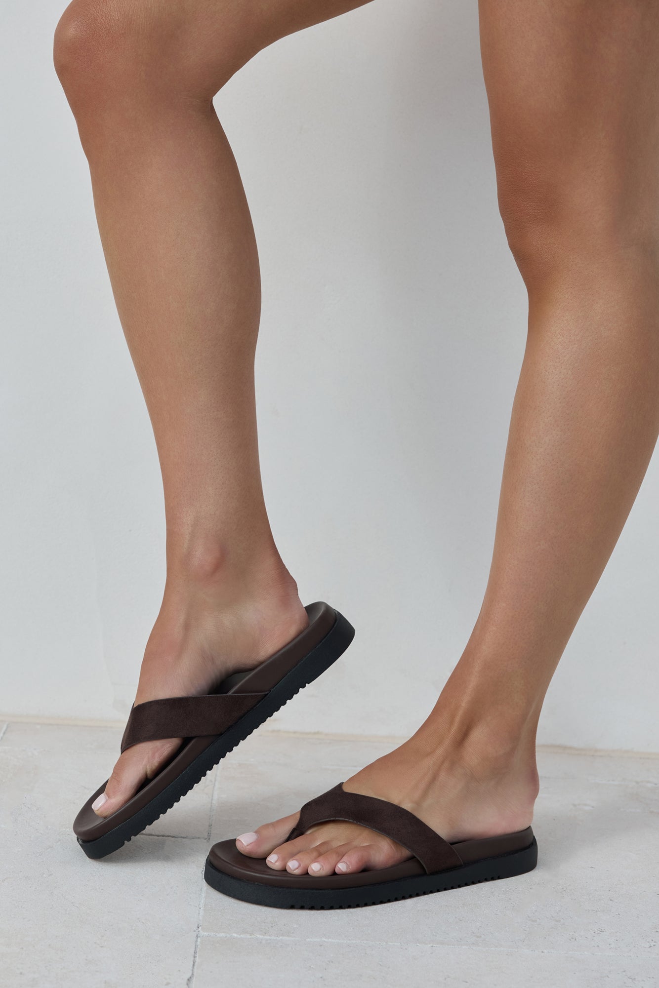 Aila Sandal Dark Cacao Suede-Trogz