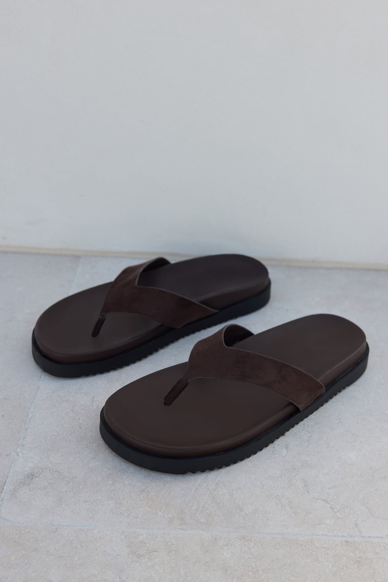 Aila Sandal Dark Cacao Suede-Trogz