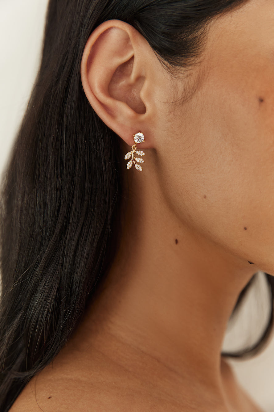 18K Gold Plated Sweet Leaves Earrings Gold-Trogz