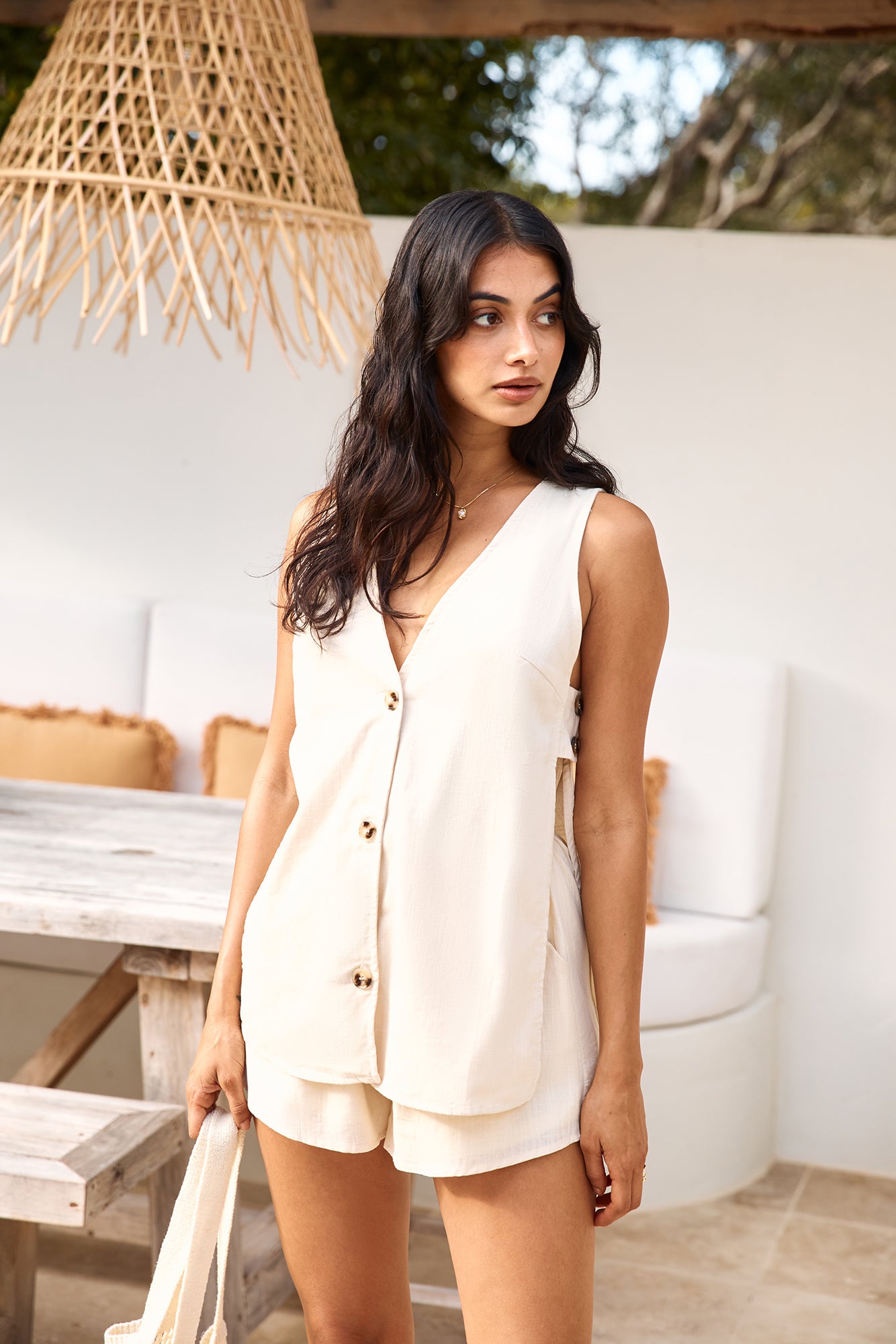 990-6-Beige-FO-Trogz