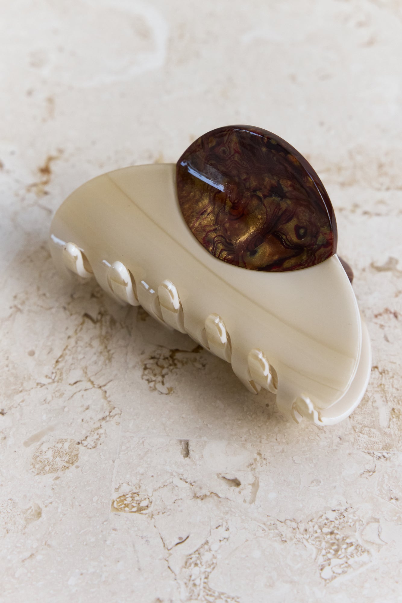 Creme Caramel Hair Claw Beige-Trogz