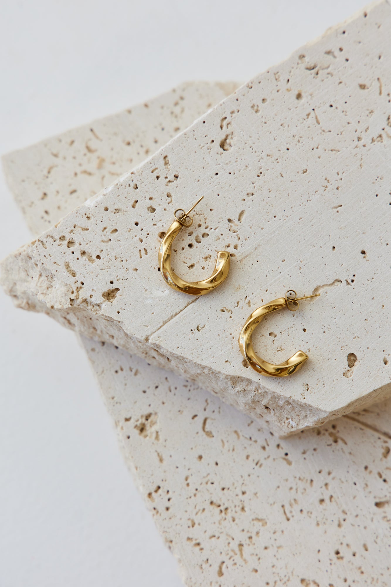 18k Gold Plated Mithriel Earrings Gold-Trogz