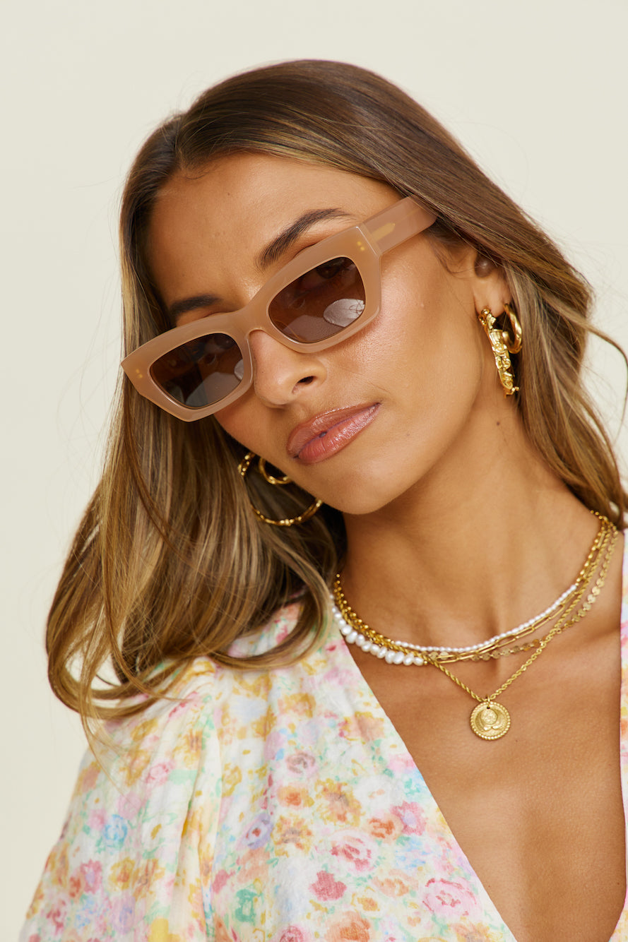 BANBÉ The Kerr Sunglasses Nude Desert-Trogz